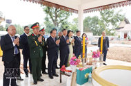 Vietnam pays tribute to fallen heroes in Laos on Wounded Soldiers and Martyrs